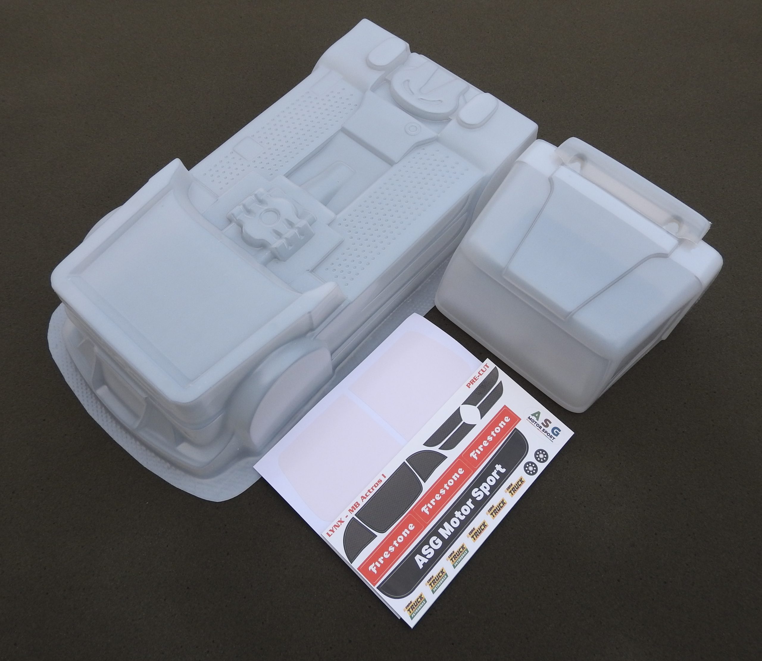 Actros I Copa Truck BR 1/10 190mm - Imagem 14